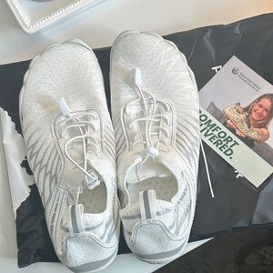 Peak Footwear Barefoot Shoes 41